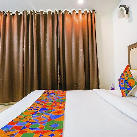 Fabhotel Jpm The Grand Bella - Nr Nehru Place Market New Delhi Exterior foto