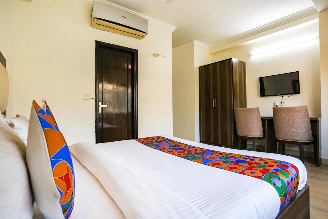Fabhotel Jpm The Grand Bella - Nr Nehru Place Market New Delhi Exterior foto