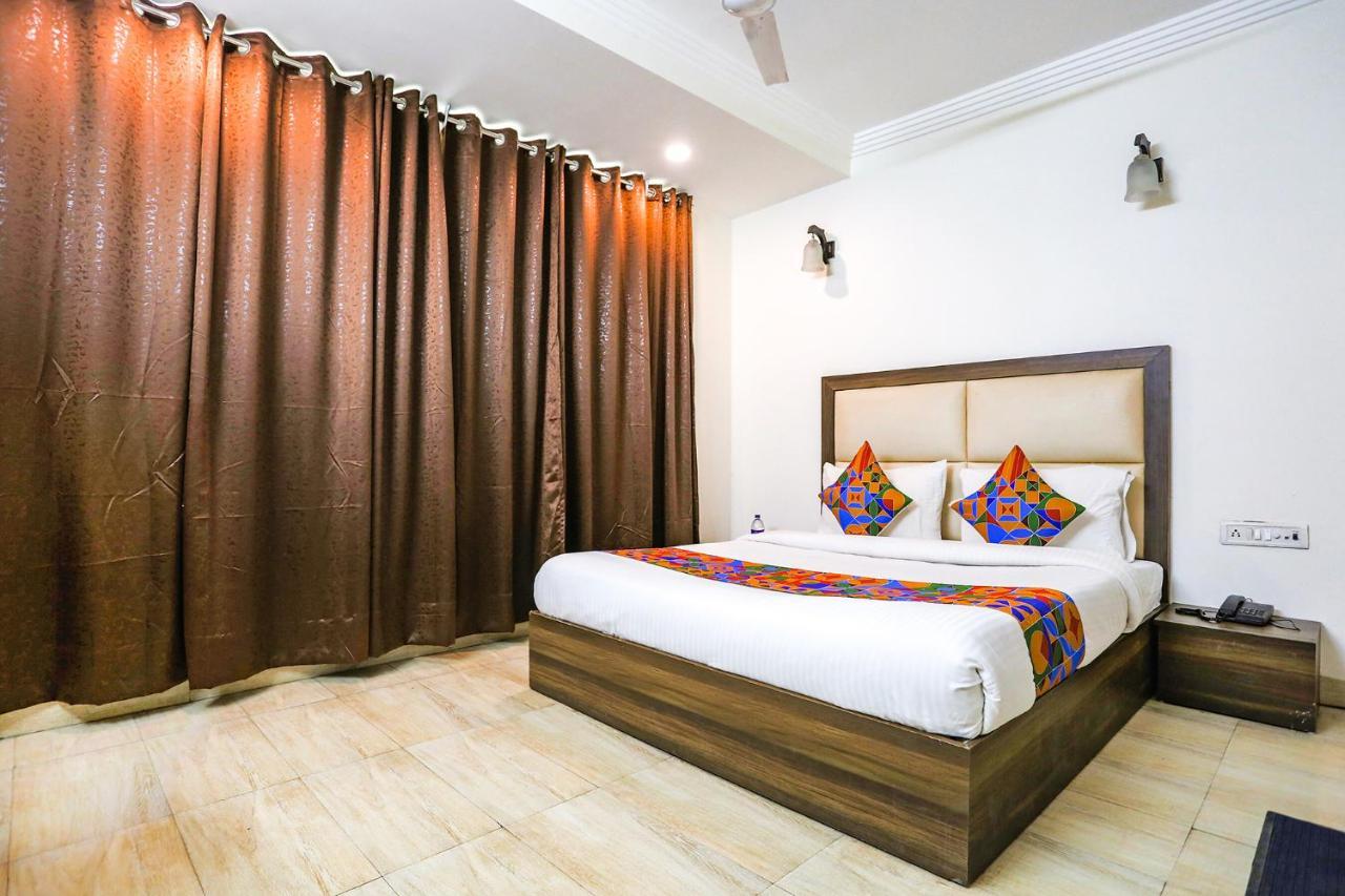 Fabhotel Jpm The Grand Bella - Nr Nehru Place Market New Delhi Exterior foto